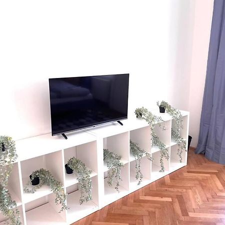 Brand New Spacious & Stylish Aptmt In City-Centre Wien Eksteriør bilde